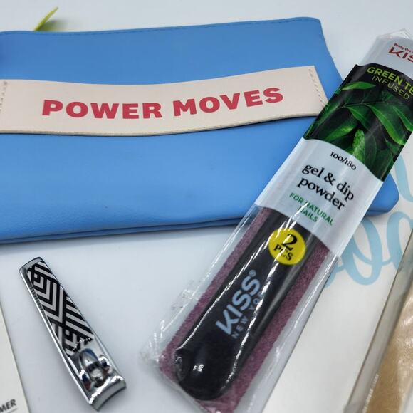 NEW Ipsy Power Moves Cosmetic Pouch Zip Bag, Nail Clipper, Files, Cuticle Lotion - Picture 4 of 6